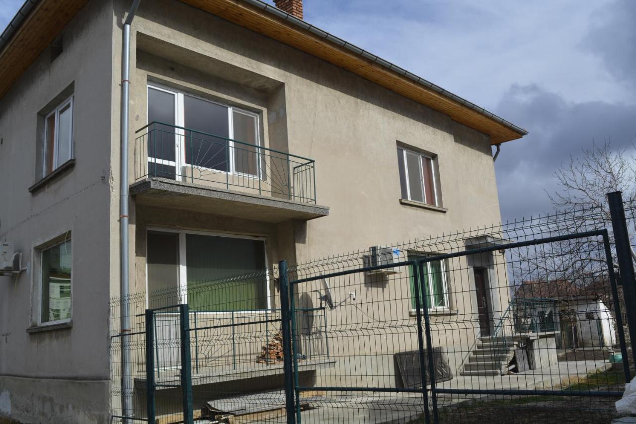 Стаи Под Наем Гр.Сливница Slivnitsa Exterior foto